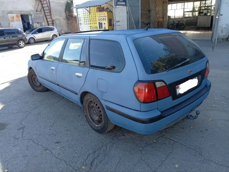Nissan Primera, 1999