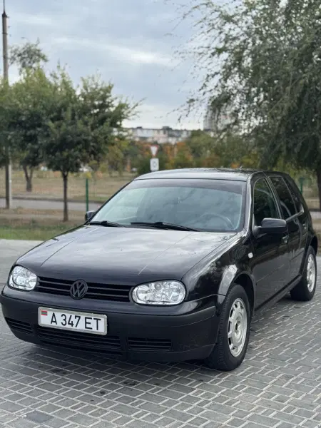 Volkswagen Golf, 1998
