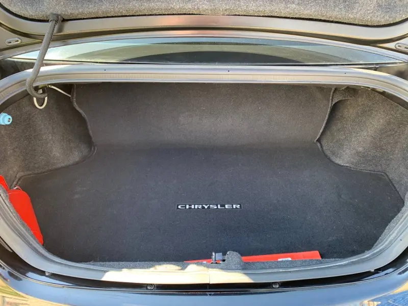 Chrysler 200, 2012