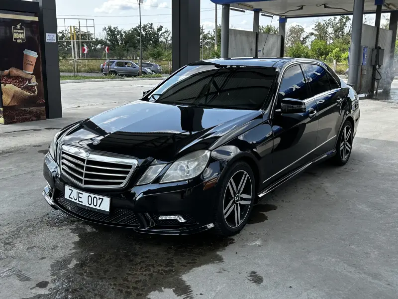 Mercedes-Benz E-Class, 2011