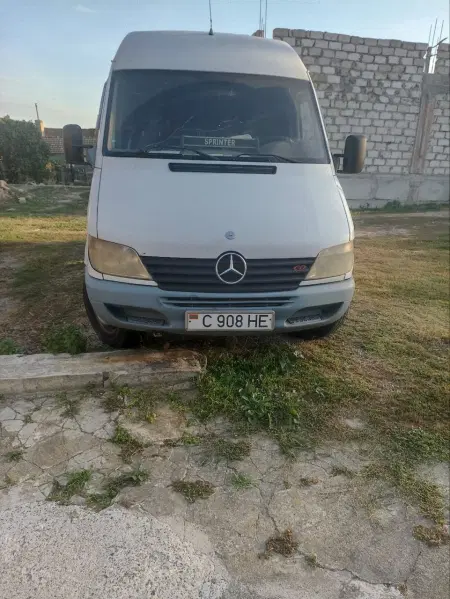 Mercedes-Benz Sprinter, 2001