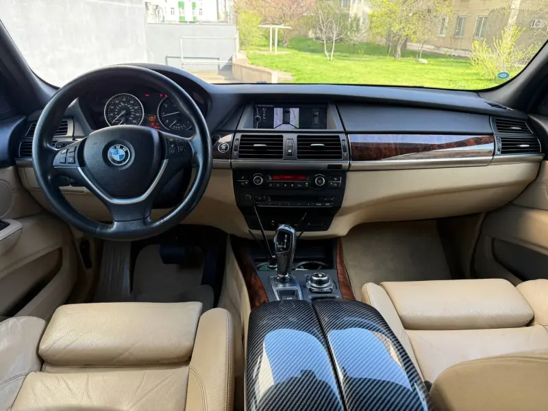 BMW X5, 2011