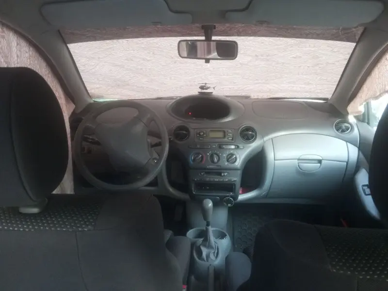 Toyota Yaris, 2002