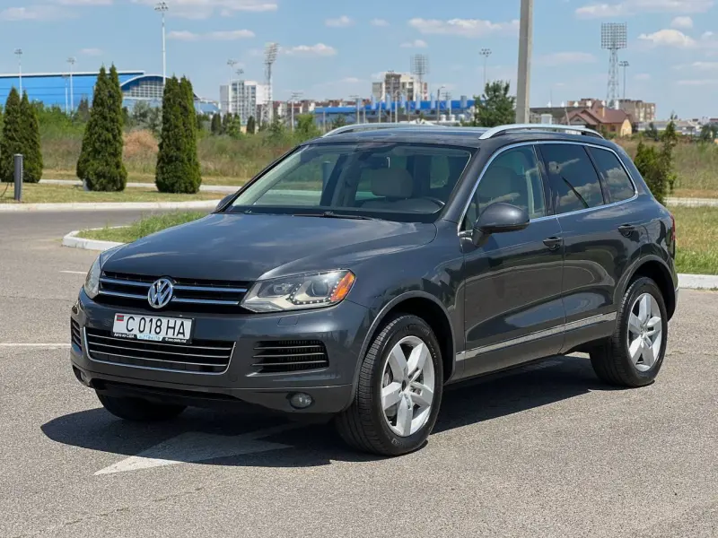 Volkswagen Touareg, 2011