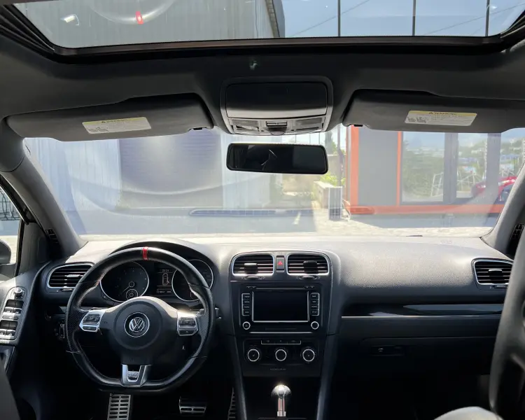 Volkswagen Golf GTI, 2010