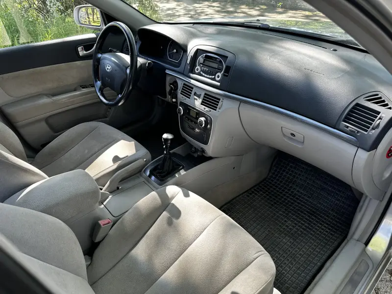 Hyundai Sonata, 2005