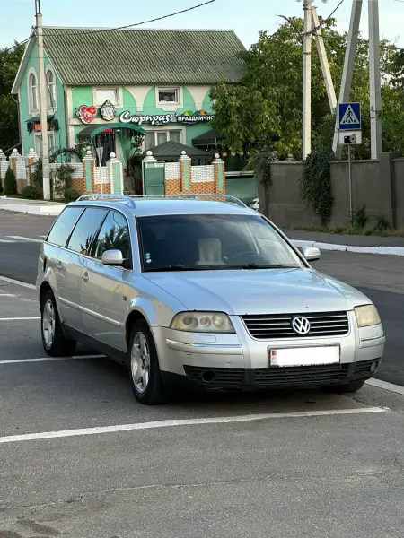 Volkswagen Passat, 2003