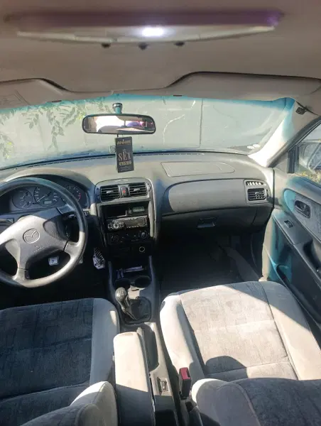 Mazda 626, 1998