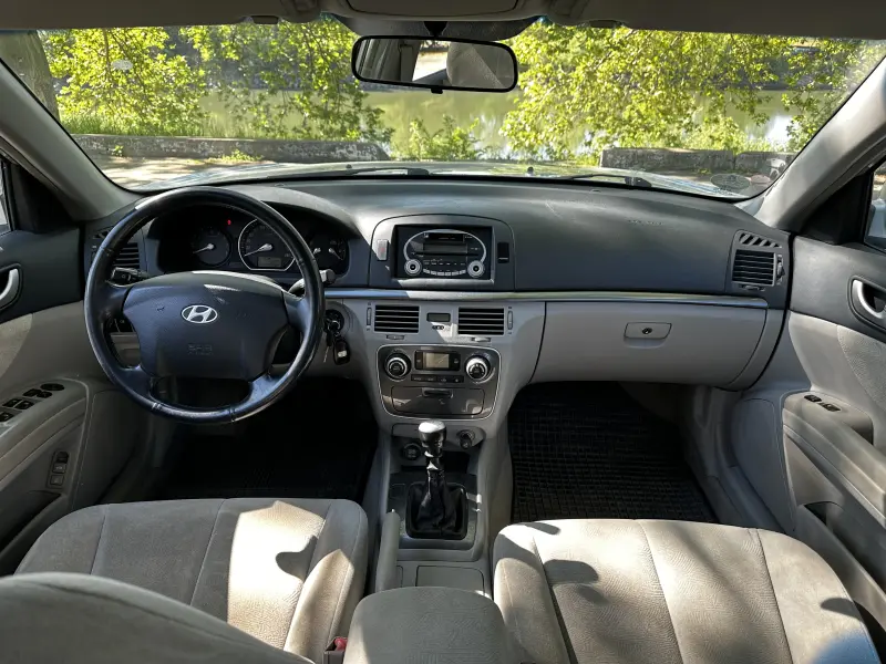 Hyundai Sonata, 2005