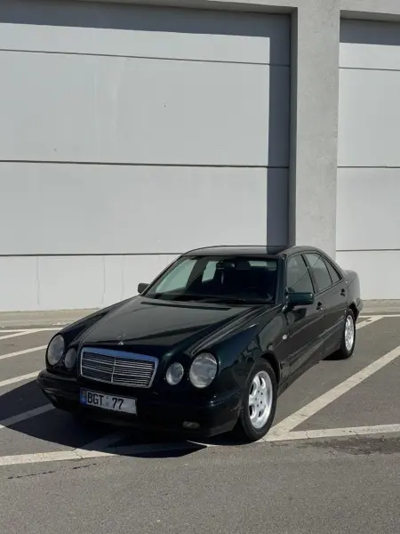 Mercedes-Benz E-Class, 1990