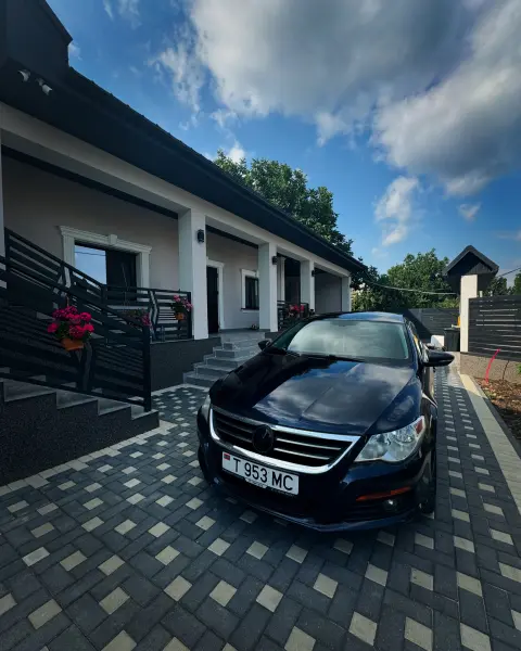 Volkswagen Passat CC, 2012