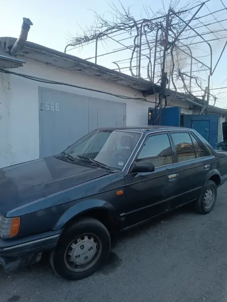 Mazda 323, 1987