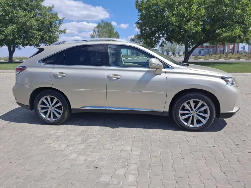 Lexus RX, 2015