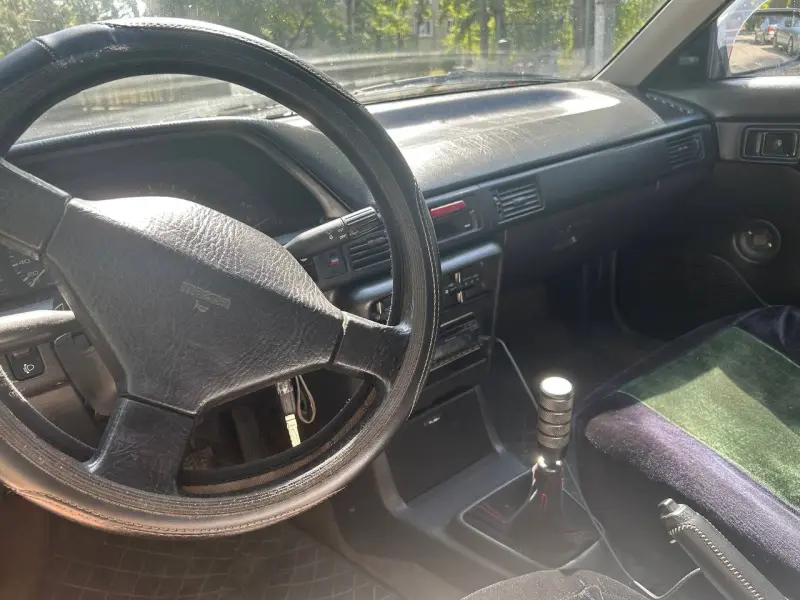 Mazda 323, 1995
