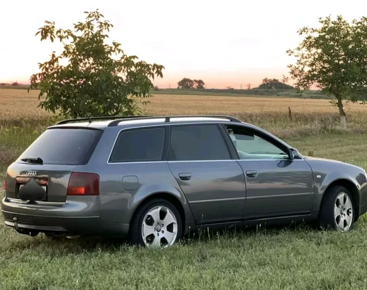 Audi A6, 2001