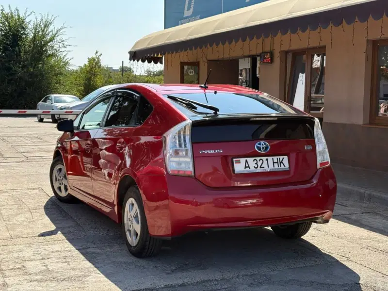 Toyota Prius, 2010