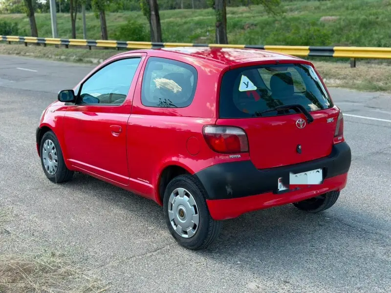 Toyota Yaris, 2002