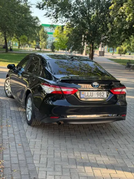 Toyota Camry, 2019