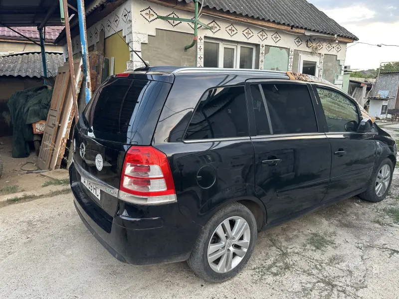 Opel Zafira, 2010
