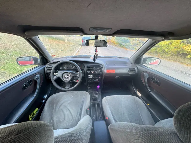 Nissan Primera, 1994