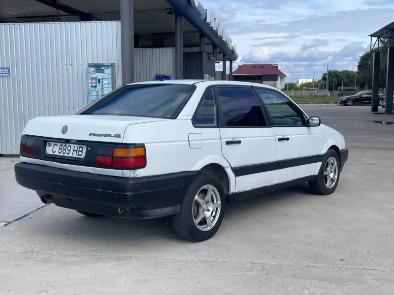 Volkswagen Passat, 1993