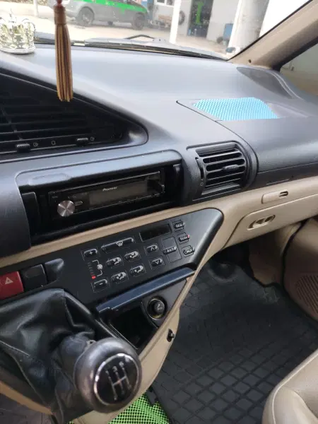 Peugeot 806, 2000