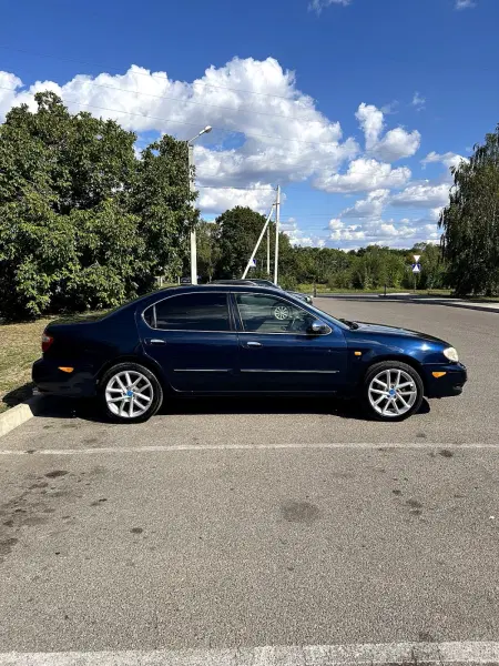 Nissan Maxima, 2000