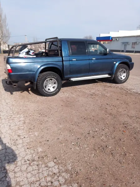 Mitsubishi L200, 2004