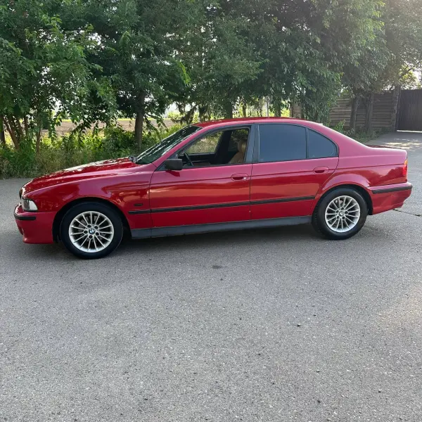 BMW 5 Series, 1999