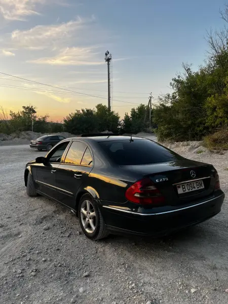 Mercedes-Benz E-Class, 2002