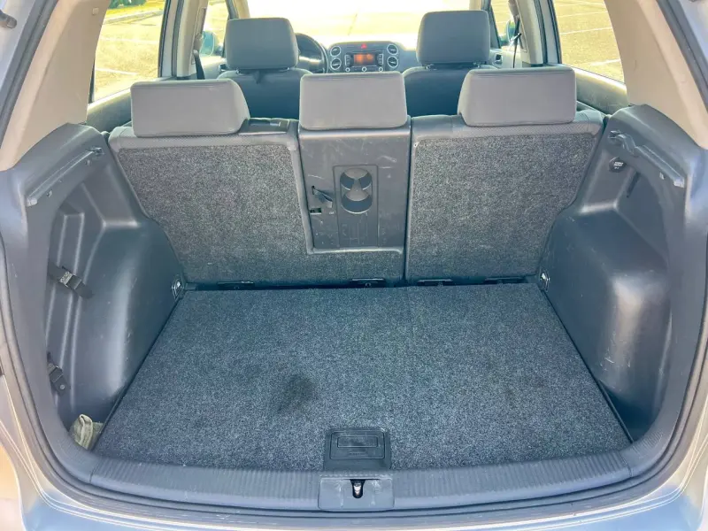 Volkswagen Golf, 2005