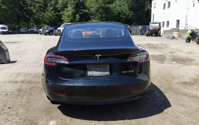 TESLA 3, 2019