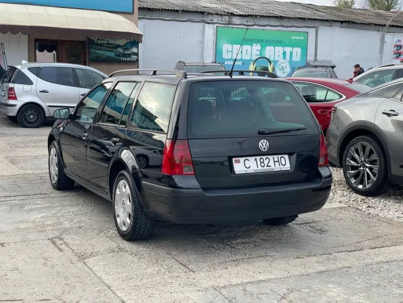 Volkswagen Golf, 2004