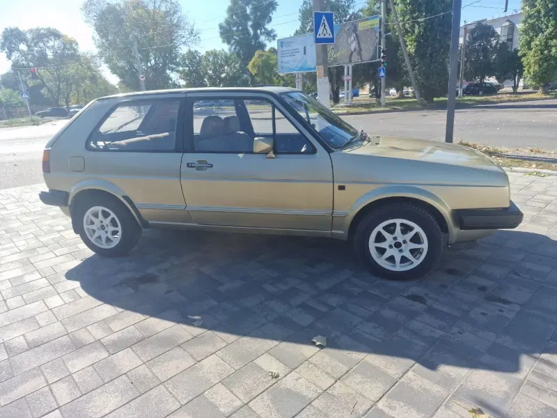 Volkswagen Golf, 1993