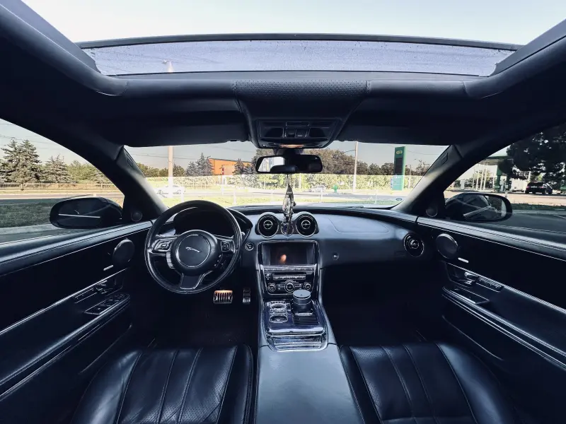 Jaguar XJ, 2012