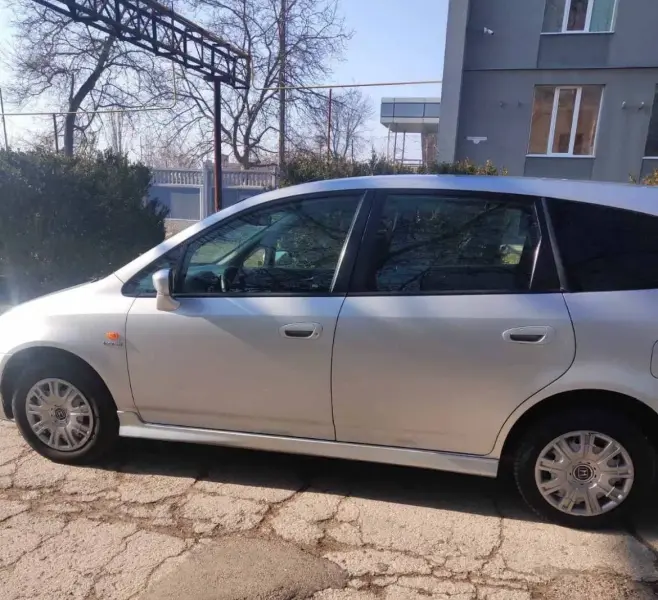 Honda Stream, 2003