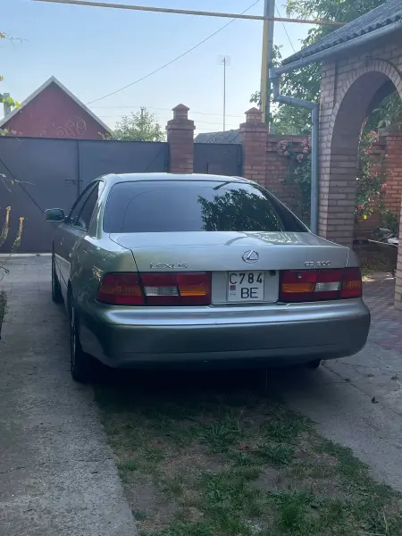Lexus ES, 1997