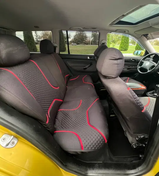 Volkswagen Golf, 2000