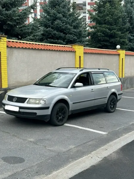 Volkswagen Passat, 2000