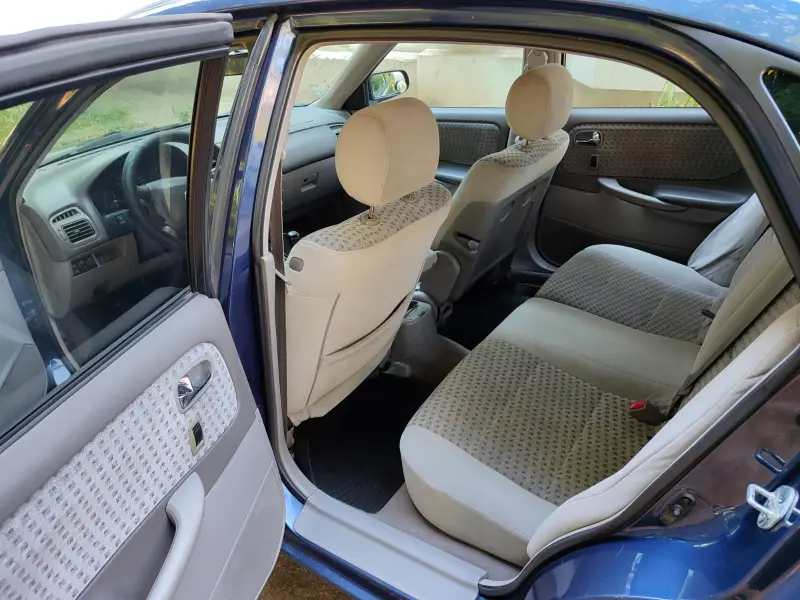 Mazda 626, 2000