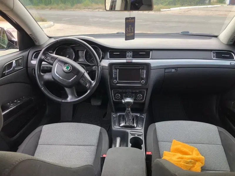 Skoda Superb, 2010