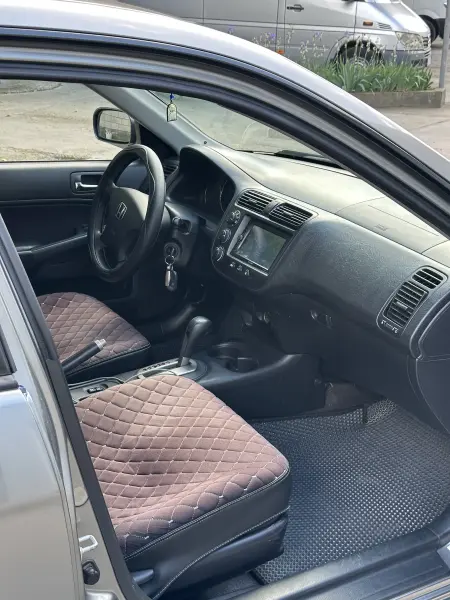 Honda Civic, 2005