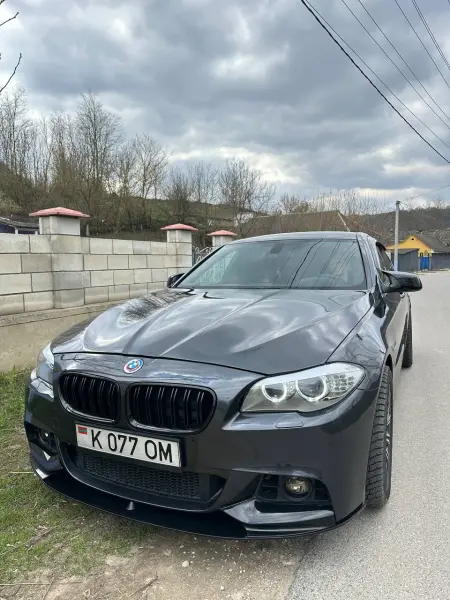 BMW 5 Series, 2011
