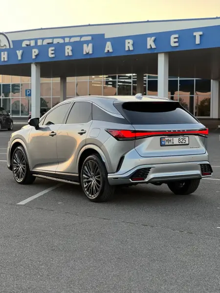 Lexus RX, 2023