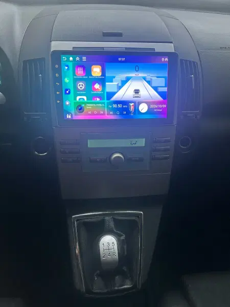 Toyota Corolla Verso, 2005