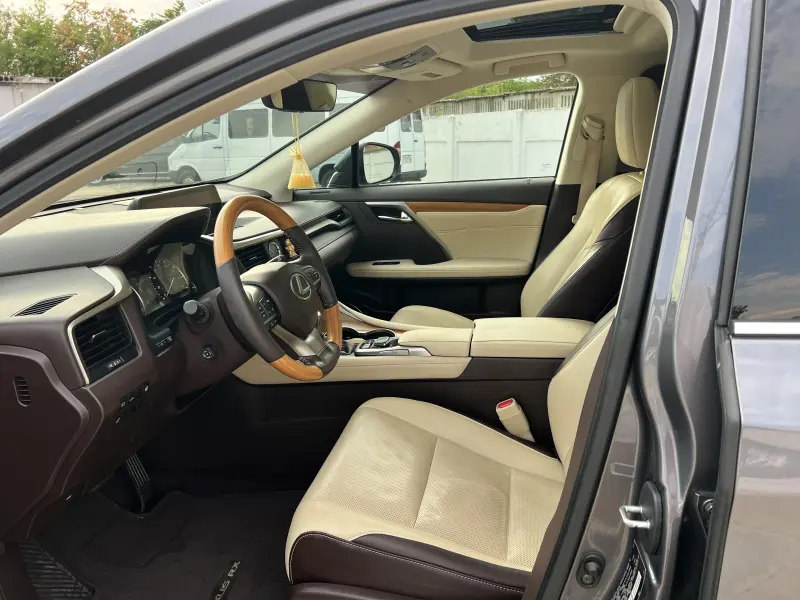 Lexus RX, 2016