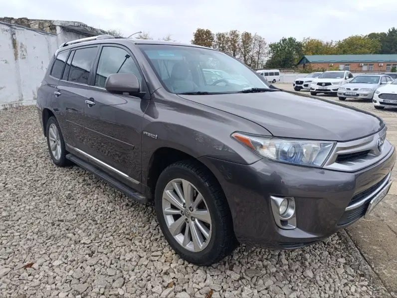Toyota Highlander, 2011