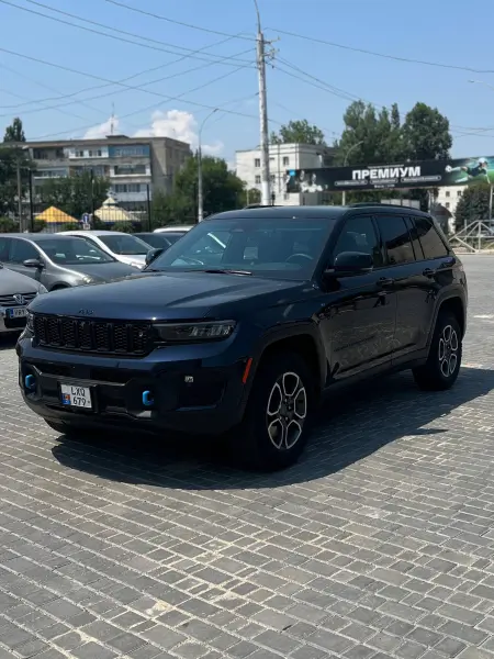 Jeep Grand Cherokee, 2023