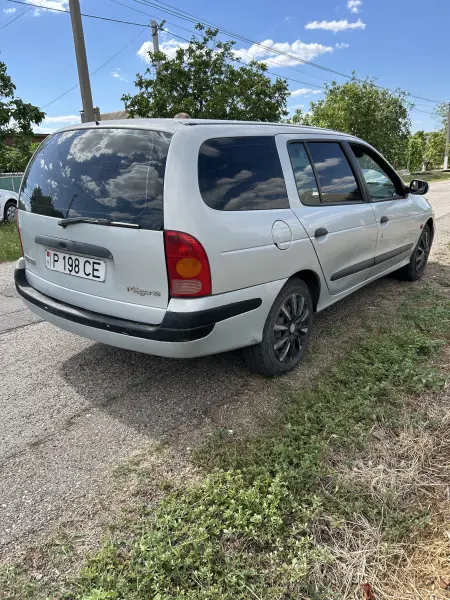 Renault Megane, 2001