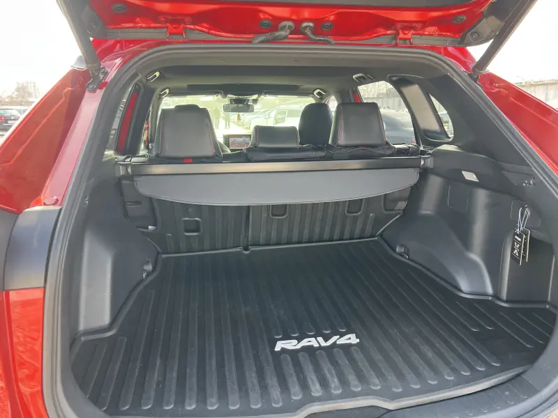 Toyota RAV4, 2021